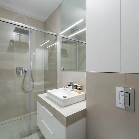 Laguna Beskidow 8 Z Widokiem Na Jezioro Zywieckie - Dream Apartmán *